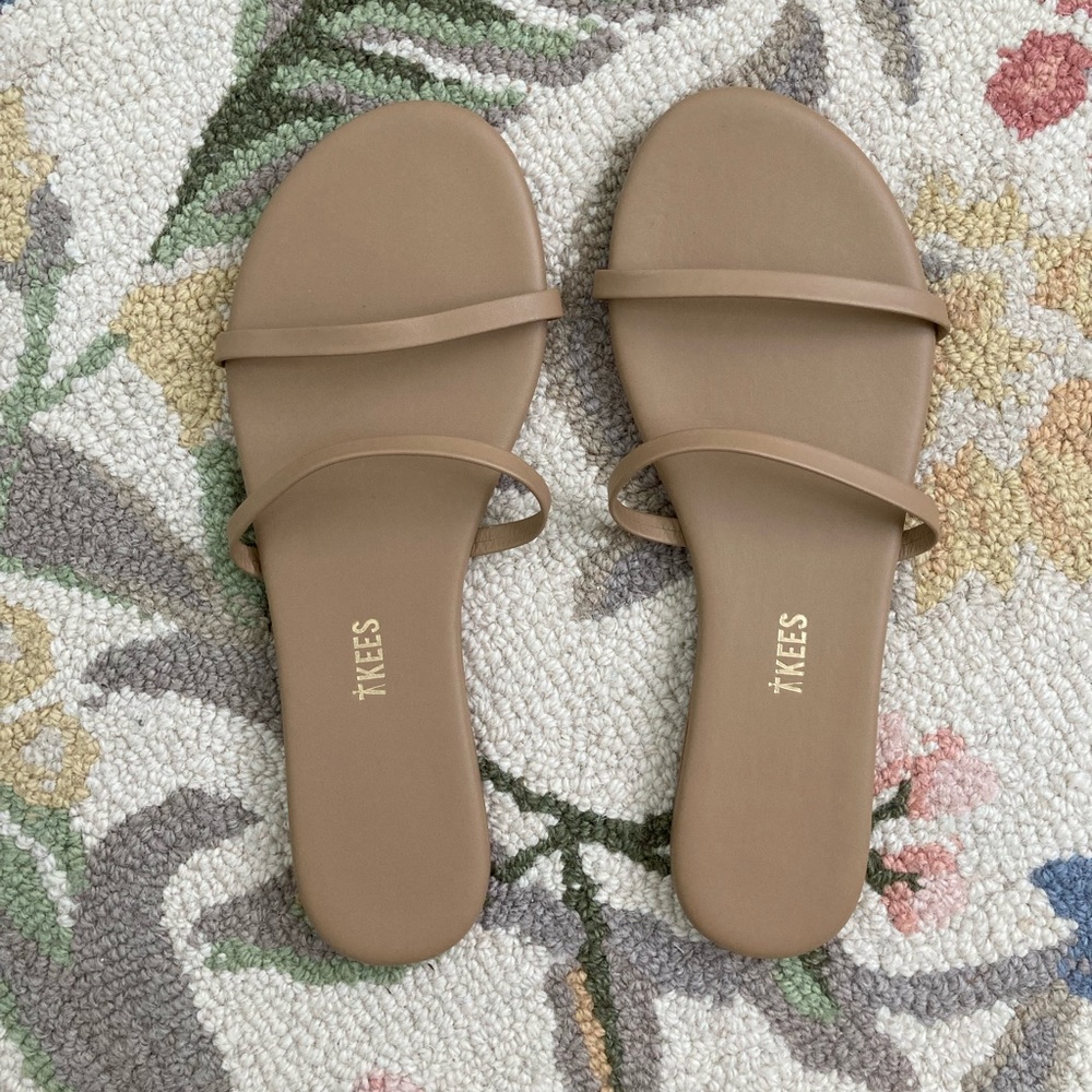 TKEES Gemma Slides in Cocoa Butter